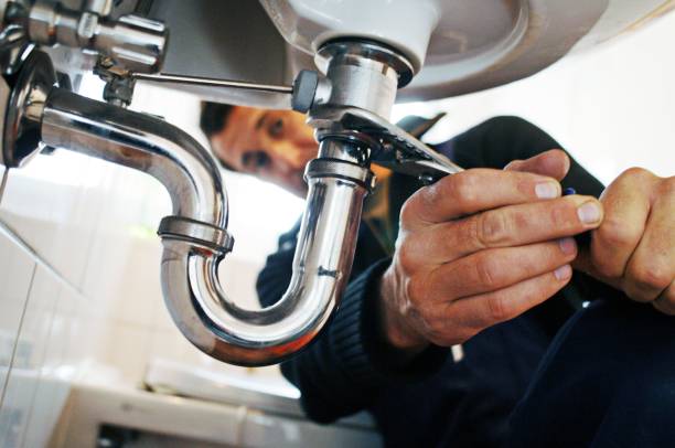 Best Clogged Drain Plumber  in Bay City, MI